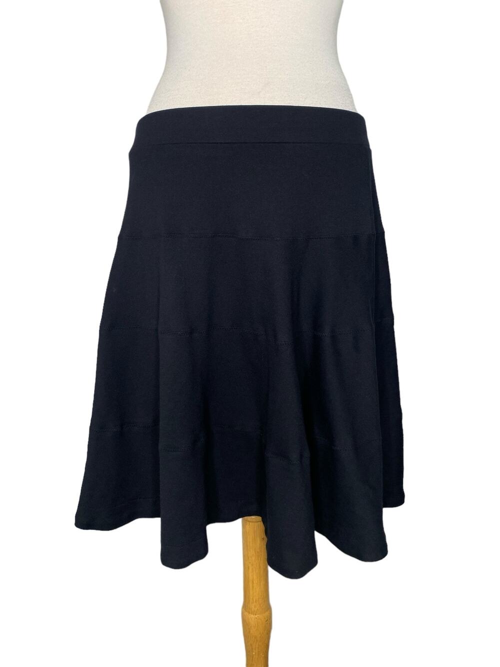 LANDS END Black Rayon Jersey Knit Pull On A-line Skirt Size Large 14-16 *READ*